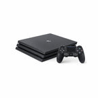 Sony PlayStation 4 Pro (1 TB) — pohľad spredu s ovládačom